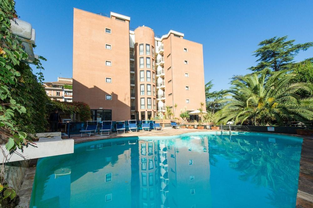 Hotel Michelangelo Palace & Spa Terni Exterior photo